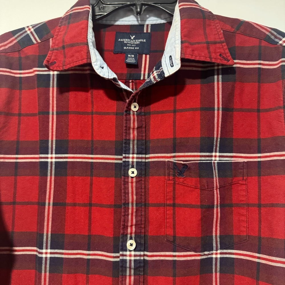 American Eagle Outfitters Red Plaid Shirt - Picture 4 of 8